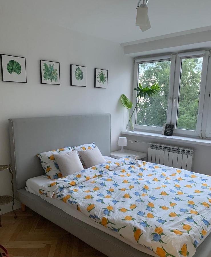 Comfortable And Cosy Apartment 3 Beds-City Center Warsaw Exterior photo